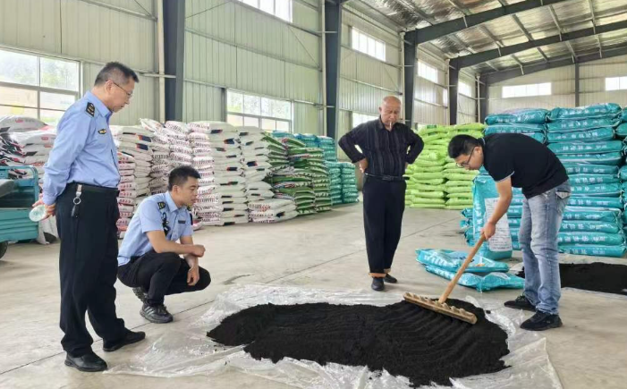 江西宜春宜丰县开展化肥质量抽检行动